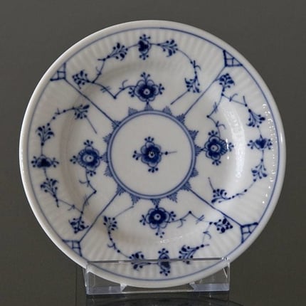 Blue Fluted, Plain, Flat plate 15cm, Royal Copenhagen no. 181