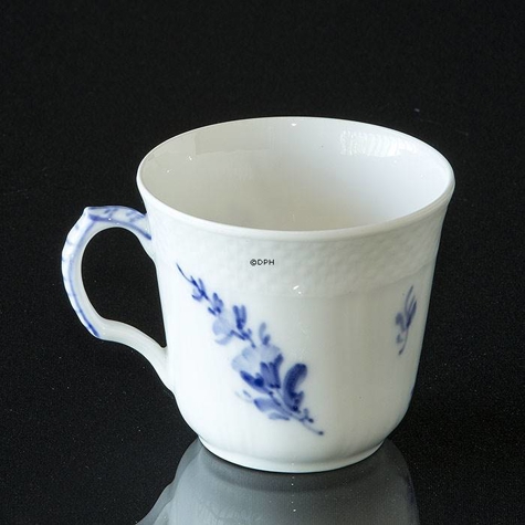 Blå Blomst, svejfet, lille Kaffekop UDEN underkop Royal Copenhagen | 10-1546-K Alt. | Arnold Krog | DPH Trading
