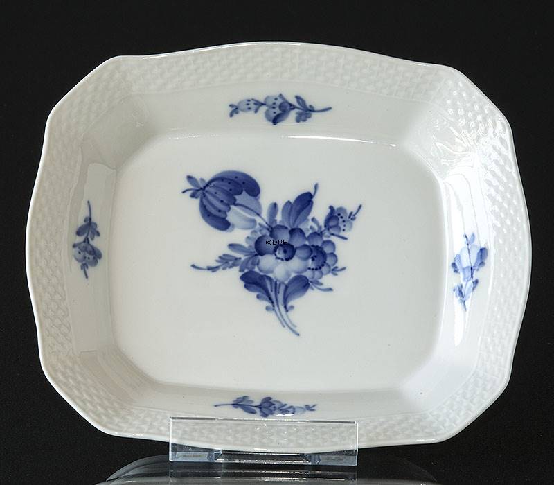 Blue Flower, Braided, Tray for bread no. 10/8164, Royal Copenhagen 20cm, No. 10-8164, Arnold Krog