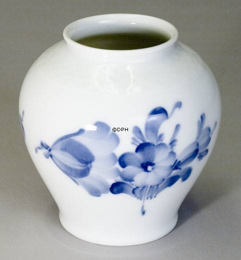 Royal Copenhagen Blue Flower Braided Vase No. 8263 