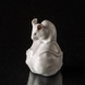 Hvid figur af mus på kastanje, Royal Copenhagen nr. 177 eller 5906