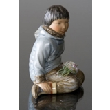 Grønlandsk dreng, Overglasur figur, Royal Copenhagen nr. 12419 eller 255