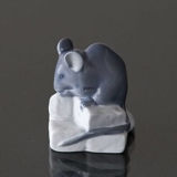 Mouse on Sugar, Royal Copenhagen figurine no. 510