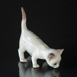 White Kitten, tail up, Bing & Grondahl cat figurine no. 2507