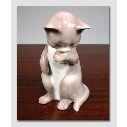Kätzchen stehend, Bing & Gröndahl Katze Figur Nr. 2516 oder 516