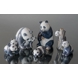 Panda med unge, Royal Copenhagen figur nr. 666
