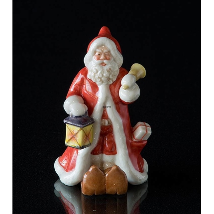 The Annual Santa 2001, Santa goes Skiing, figurine