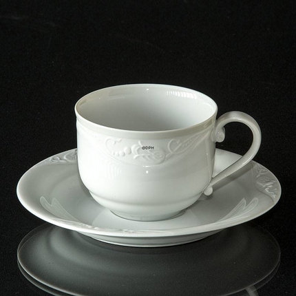 White Magnolia Classic, Expresso / mocca cup no. 059 Ø7 with saucer Ø13,3cm, Royal Copenhagen
