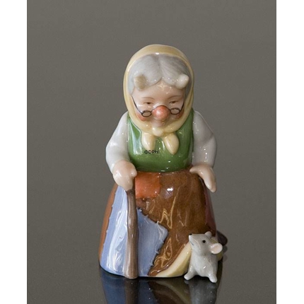 Troll Grandmother with mouse, Royal Copenhagen figurine no. 092