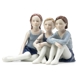 Drei Ballarinen sitzen, Ballerina, Royal Copenhagen Figur Nr. 136