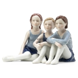 Ballerina, tre siddende balletpiger, Royal Copenhagen figur