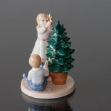 Clara & Peter decorating the christmas tree, Royal Copenhagen figurine