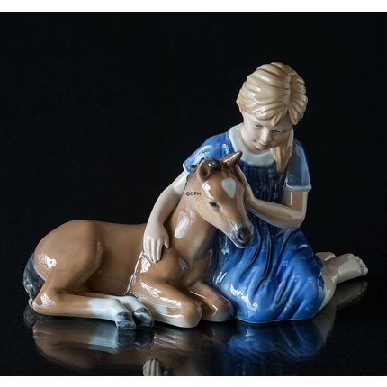 Girl with foal, Royal Copenhagen figurine no. 448