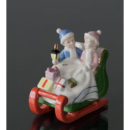 Clara & Peter with sleigh, Royal Copenhagen figurine no. 766