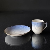 Seagull Service with gold Espresso Cup and Saucer, capacity 7,5 cl, Bing & Grondahl - Royal Copenhagen Cup Ø 5,8 cm H. 6cm