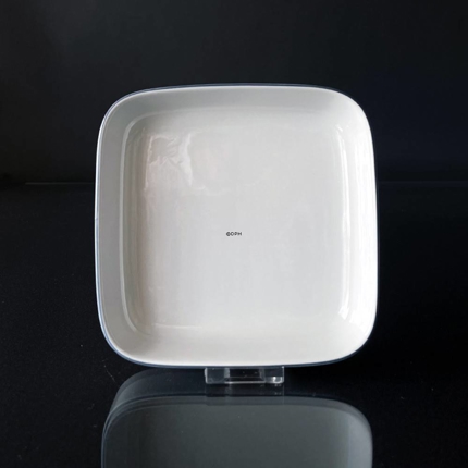 Blå Kant, kvadratisk fad nr. 3096, Royal Copenhagen