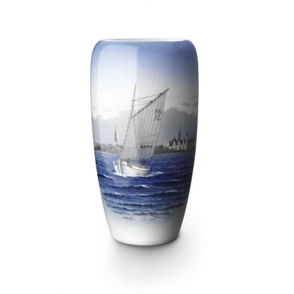 Vase with seascape, Royal Copenhagen no. 735