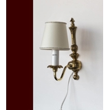"King Light" bracked lamp bronze with 1 branch, ornaments
