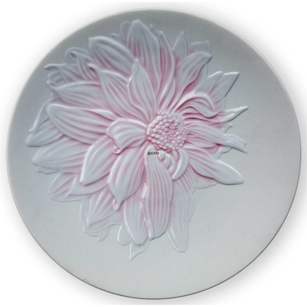 The Art of Giving Flowers, plate with pink relief, 'Pink Attraction', Royal Copenhagen