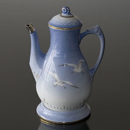 Seagull with gold, coffee pot with foot, Bing & Grondahl - Royal Copenhagen no. 91