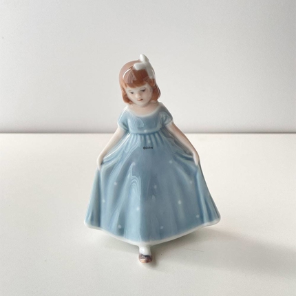 MINI Dansende pige med tyrkis kjole, mini, Pige stående med udbredt kjole, Royal Copenhagen figur nr. 100