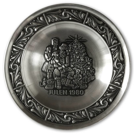 1980 Astri Holthe Norwegian Pewter Christmas plate, Visit by Santa Claus