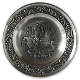1992 Astri Holthe Norwegian Pewter Christmas plate, Christmas in the barn and stable