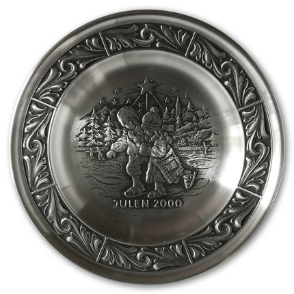 2000 Astri Holthe Norwegian Pewter Christmas plate, I'm Dreaming of a White Christmas