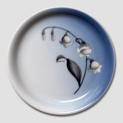 Plate with Lily-of-the-Valley, Bing & Grondahl no. 157-5601