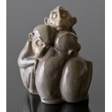 Sleeping monkeys sitting close in a group, Bing & Grondahl figurine No. 1581