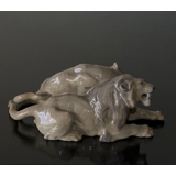 Lion and lioness, Bing & Grondahl figurine