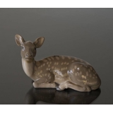Deer lying down looking to the side, Bing & Grondahl figurine No. 1930