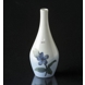 Vase med Blomst, Bing & Grøndahl nr. 202-5008