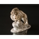 Stor løve på sten, Bing & Grøndahl figur nr. 2057