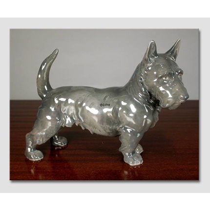 Scottish Terrier, Bing & Grondahl dog figurine no. 2117