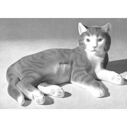 Cat lying down, Bing & Grondahl cat figurine no. 2236