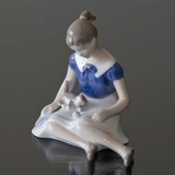 Birgitte, girl sitting with a cat, Bing & Grondahl figurine no. 1021479