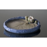 Large dish with water lilies, Bing & Grondahl No. 2359