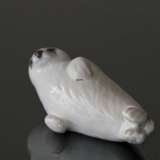 Seal lying on its side, Bing & Grondahl figurine no. 1020543 / 2472