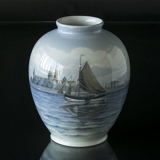 Vase with ship at Kronborg, Bing & Grondahl No. 354