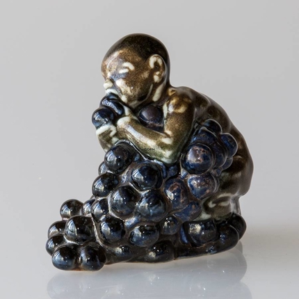Child with grapes, Bing & Grondahl figurine no. 4021
