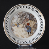 Carl Larsson service. Cake plate, Motif no 8 No. 4508-616, Bing & Grondahl