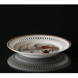 Carl Larsson service. Cake plate, Motif no 12 No. 4512-616, Bing & Grondahl