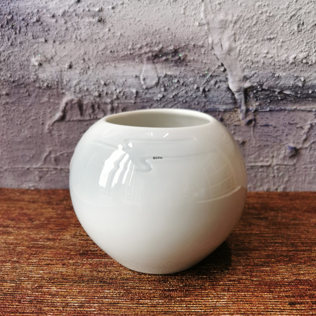 Vase mit Seerosen, Bing & Gröndahl Nr. 6411