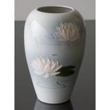Vase with waterlillies, Bing & Grondahl
