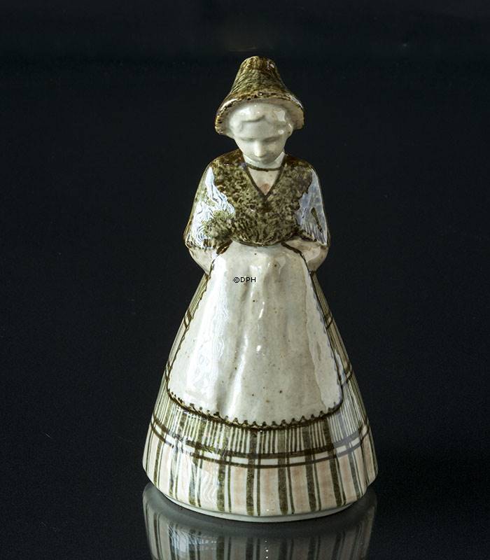 Lady in national costume, Bing & Grondahl ceramic figurine No. 7205-3, No.  B7205-3