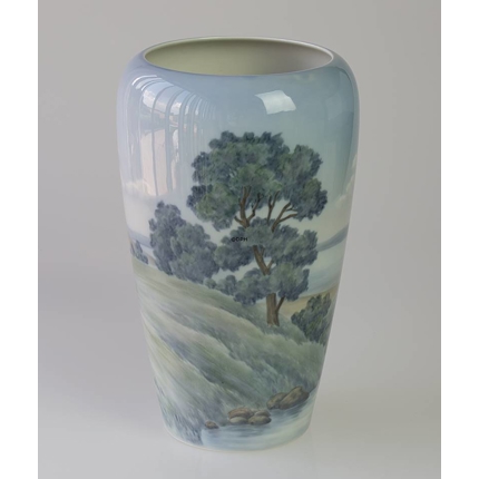 Vase med landskab, Bing & Grøndahl nr. 721-5450