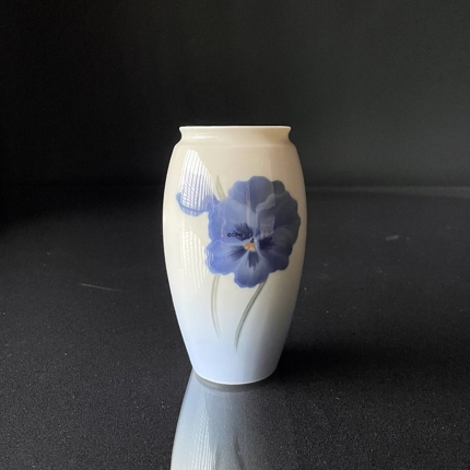 Vase mit Blume, Bing & Gröndahl Nr. 7907-254