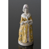 Magdelone in Masquerade, Ludvig Holberg figurine Bing & Grondahl No. 8011