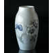 Vase mit weißen Blumen, Bing & Gröndahl Nr. 8746-368